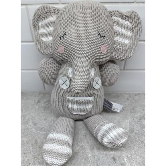 Theodore the Elephant - Picture 1 of 8